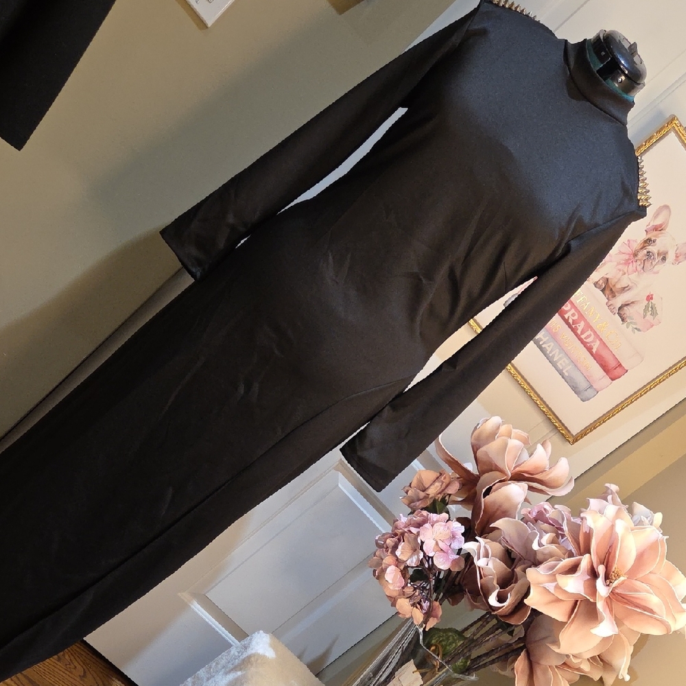 XL Karen T DESIGN  Chic Black Long Sleeve Dress
